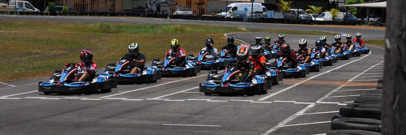 Team building karting en Guyane, activité entreprise à Macouria