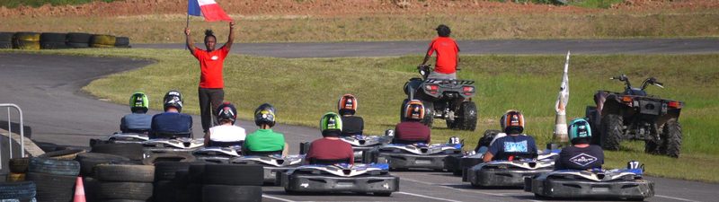 Sortie EVG EVJF entre amis sur le circuit de karting en Guyane