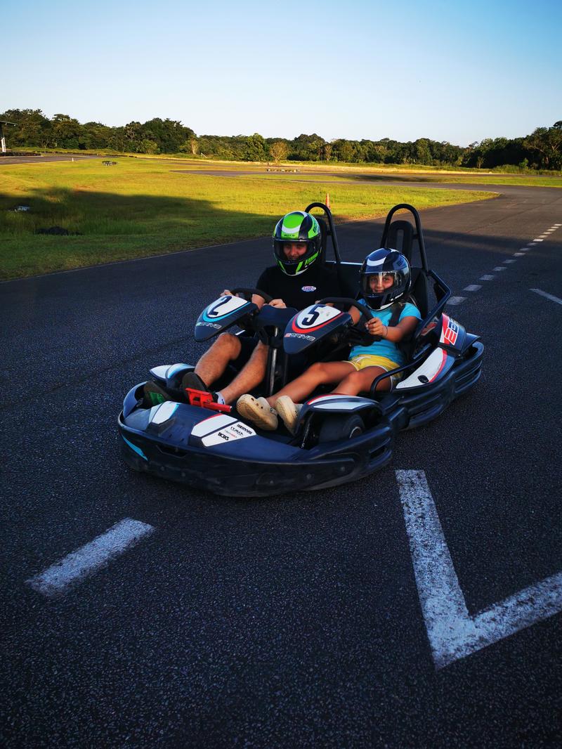 Kart biplace pour sortie en famille en Guyane